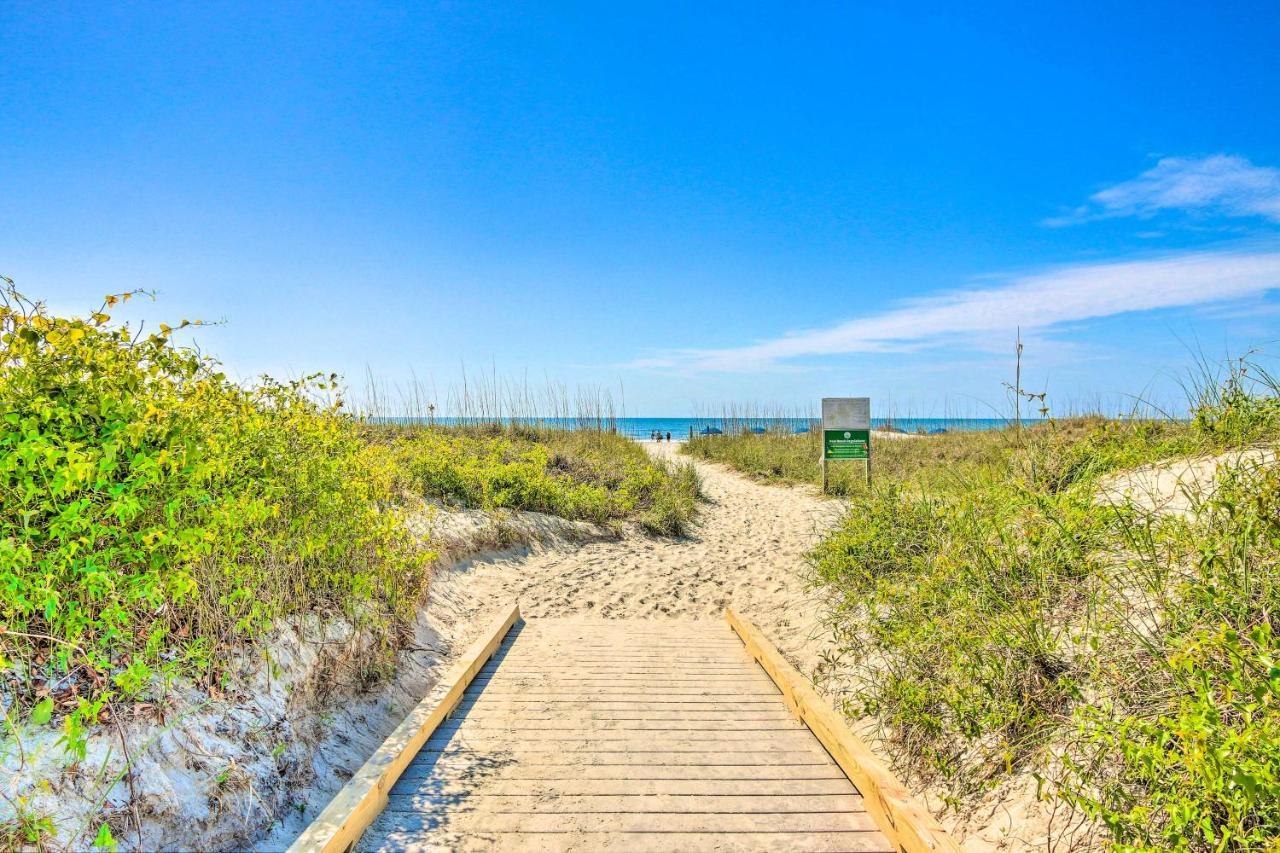 Coastal Condo With Pool And Direct Beach Access! Hilton Head Island Eksteriør billede