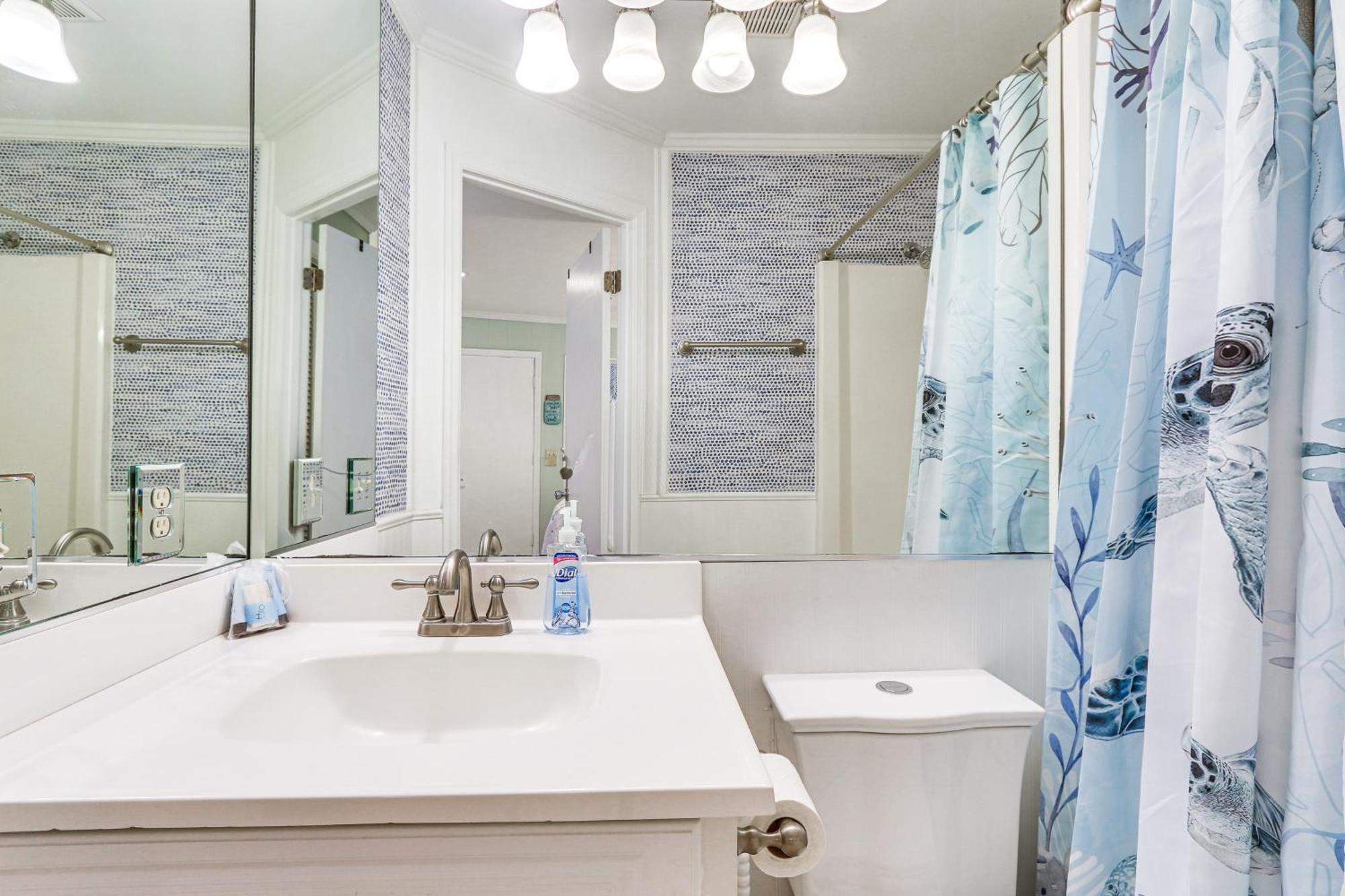 Coastal Condo With Pool And Direct Beach Access! Hilton Head Island Eksteriør billede